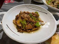 -蔼若春.传承三十年云南菜(金碧公园店)