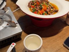 -爱碗亭·鲜炒湖南菜(壹城中心店)