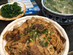 羊肉焖饼小份-壹阁胡羊焖饼(特色小吃街店)