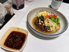 -江城小馆陕南妈妈菜·全球旅行餐厅(钟楼店)