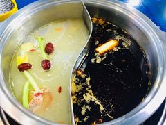 -马路边边·成都串串(翠柏路店)