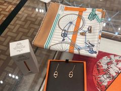 -HERMES(湖滨银泰in77店)