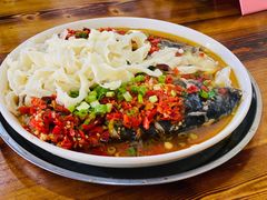 特色剁椒鱼头-湖南湘菜馆(东湘缘二店)