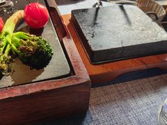 -弦月窗LUNETTE BY AMANDA(复兴路店)