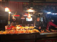 -洪河半边街夜市