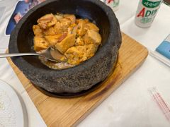 石锅海胆豆腐-品海楼·大连海胆锅贴馆(东港店)