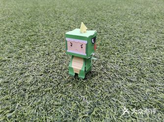 忙忙碌碌跟小朋友动手制作的结果展示，小朋友主导我辅助