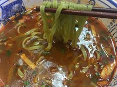 -关陇秦脉凉皮·油泼面(工农路圆融广场店)