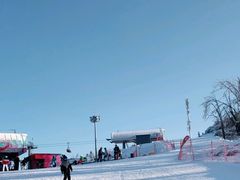 -中旅松花湖滑雪场