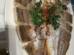-嗨辣小聚·盘锦河蟹·海鲜烧烤龙虾(盘锦十年好店)