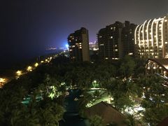 -三亚湾海居铂尔曼度假酒店