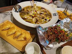 -渔语鱼新川菜Bistro(万象天地店)