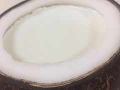-志龙皇冠吃货椰子铺