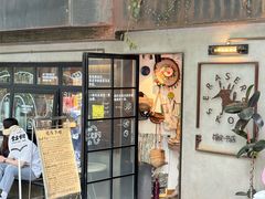 -橡皮书店(翠湖北路店)