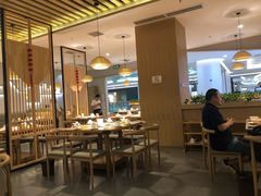 大堂-守柴炉烤鸭(科华中路王府井店)