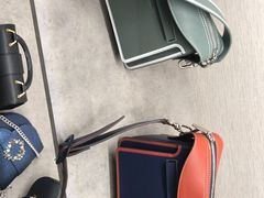 -CHARLES&KEITH(城西银泰店)