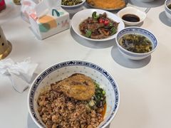 -鲁达面馆本帮风味(共康东路店)