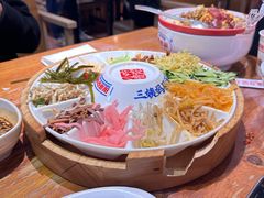 -怪噜范·老贵阳街头名小吃(鸿通城店)