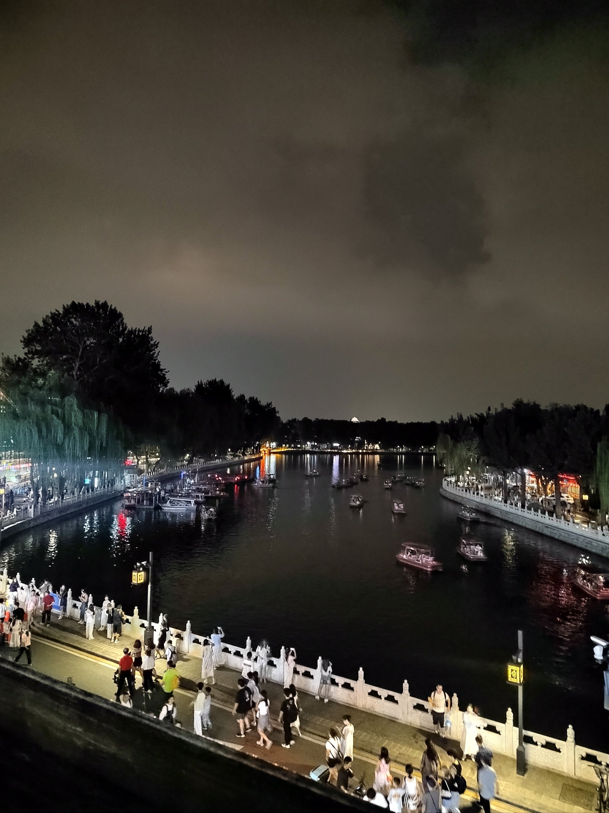 北京什刹海夜景图片