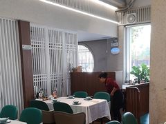 -山顶沙河粉-粤菜馆(凯旋店)