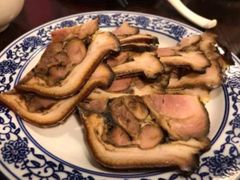 特色芽菜肘子-悦硒楼·新派恩施菜