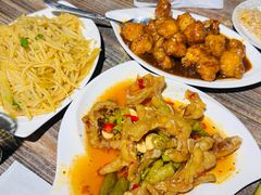 -嗨辣小聚·盘锦河蟹·海鲜烧烤龙虾(盘锦十年好店)