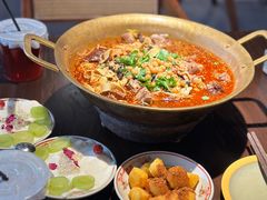 -张翻越·川渝冒菜·武汉黑鸭煲(城北万象城店)