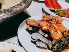 -尚品海鲜肥牛自助火锅(湖明店)
