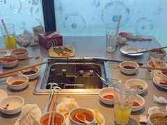 -海底捞火锅(新松江路店)
