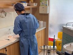 -上海仁爱医院口腔科 · 种植