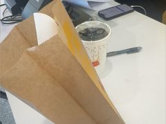 -麦当劳(鄂尔多斯机场店)