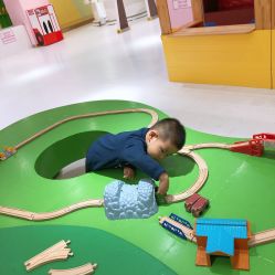 -六月巴士童乐园(抚顺罕王商场店)