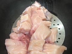 -老刘生态大鱼坊铁锅炖鱼(赛马场店)