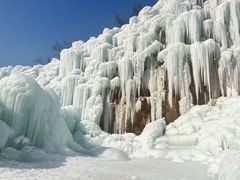-大平台龙居瀑布旅游区