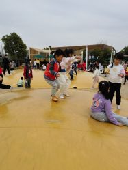 -季高兔窝窝亲子园(上海薰衣草公园店)