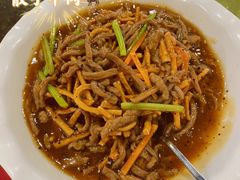 撒子牛肉丝-刘胖子家常菜·蹄花焖藕(中南店)