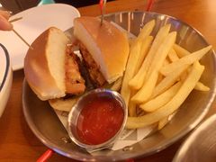 -COMMUNE幻师(翡翠山店)