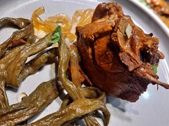 -锅老头海鲜铁锅炖