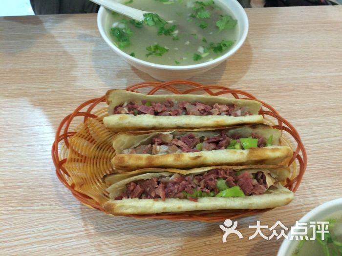 万贯驴肉火烧(长江路店)图片 - 第4张