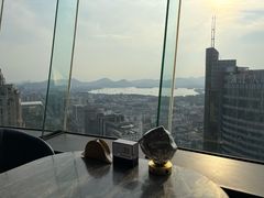 -Hi City·城市之巅