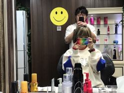 -构想时尚发型会所