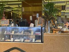 -大中华希尔顿酒店-念自助餐·嗨啤·小龙虾