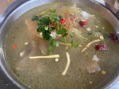-乙丙丁正宗昭通天麻火腿鸡(总店)
