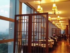 -南湖名都·景湖轩全日制餐厅·海鲜自助·东南亚风味·临湖而食
