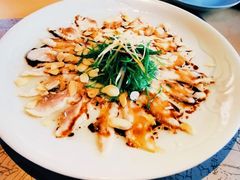 薄切鲜鱼片-穹六人间 people 6(岳阳路店)