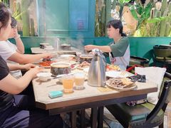 -V-ONE西雅图海鲜自助餐厅(仓山万达广场店)