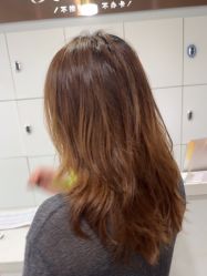 -镁连社·美联社