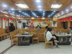 -屯老二农家铁锅炖·行业领军者(梅江店)