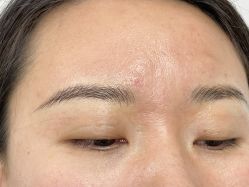 -一个差评成就的纹眉店