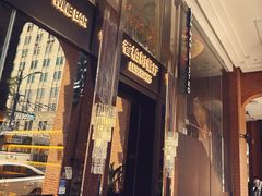 -LESCEDARS Brasserie Bistro香柏树